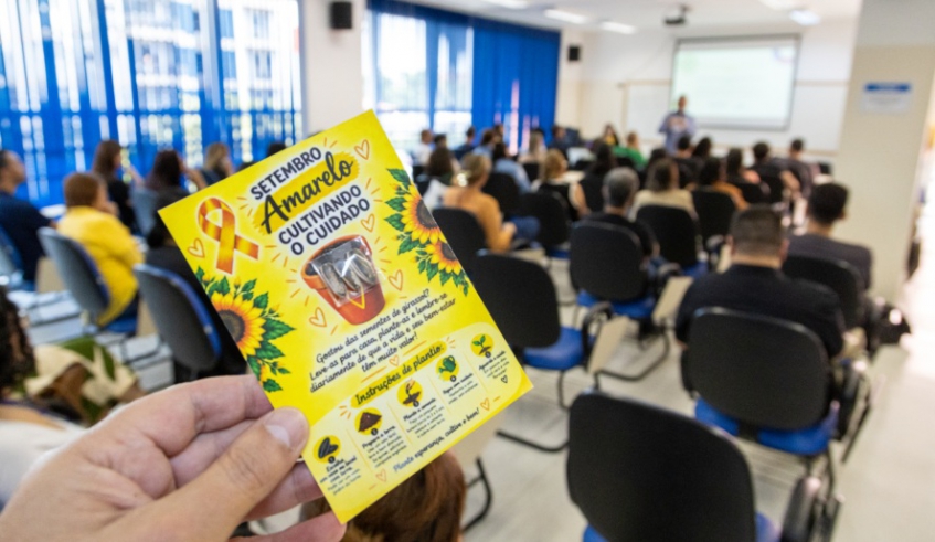 Também participaram da ação a responsável pelo Programa Livre, Fátima Marcelino, e o psicólogo José Roberto Tadeu Maiolo, que atua no programa.