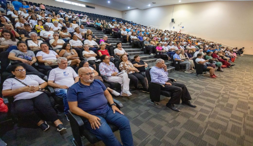 “Nossa programação para o Outubro Prateado foi pensada de forma muito variada, iniciando com uma ampla discussão sobre os desafios do envelhecimento na atualidade e as ações necessárias para assegurar que os idosos tenham mais autonomia, independência e q