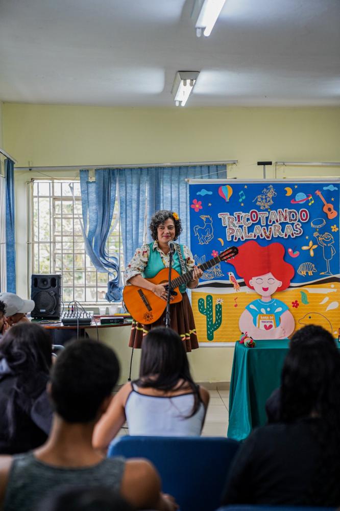 Ferraz recebe programa Viagem Literária com contação de histórias