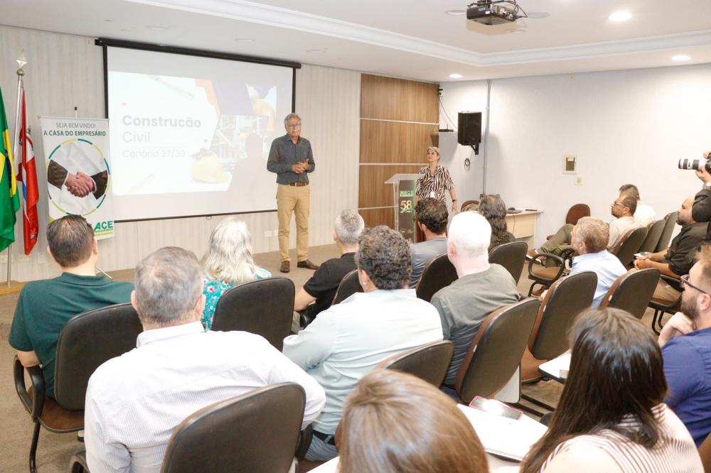 O evento teve como objetivo discutir tendências, desafios e oportunidades de mercado, além de incentivar a troca de experiências e ampliar a conexão entre empreendedores da construção civil.