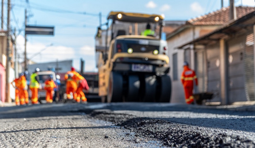 A LOA estabelece a previsão de receitas e despesas da administração municipal para o período de um ano. O orçamento contempla recursos destinados a áreas como saúde, educação, transporte, obras públicas e outros serviços oferecidos à população.